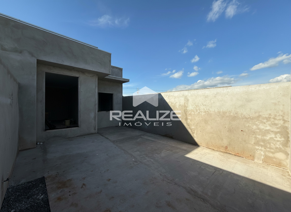 Casa à venda no Jardim Dona Brida com 2 Quartos 