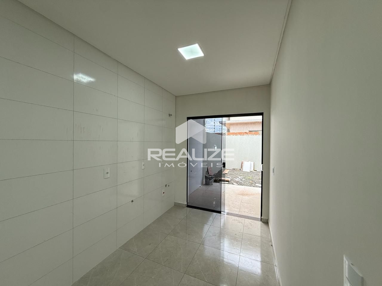 Casa à venda no Morada dos Ipês com 2 quartos. 