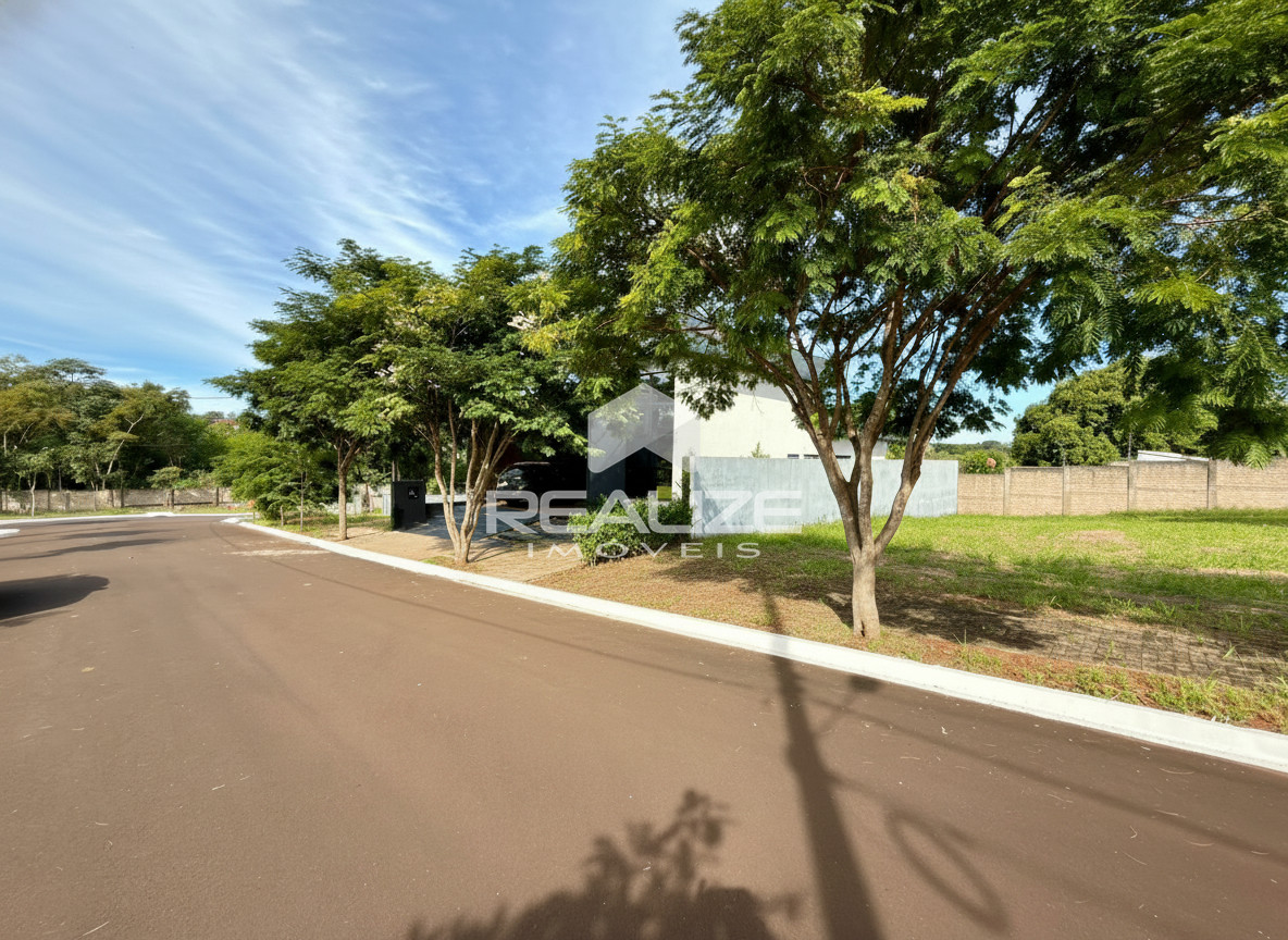 Terreno à venda no Condomínio Falls Ville com 360m 