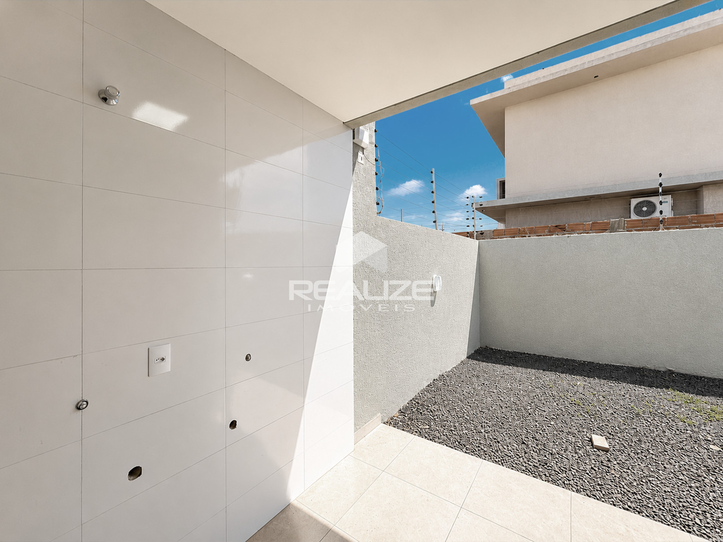 Casa à venda no Morada dos Ipês com 2 quartos. 