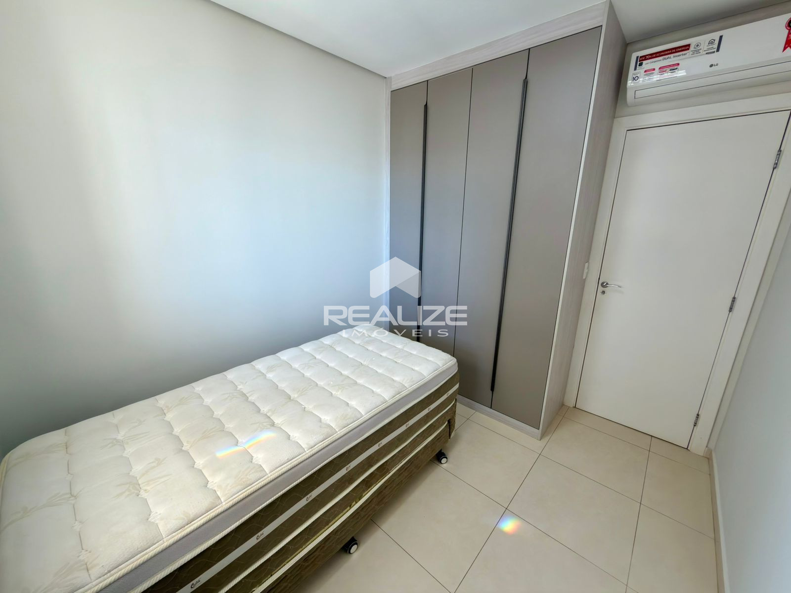 Apartamento à venda no Edifício Residencial Toscana com 2 quartos. 