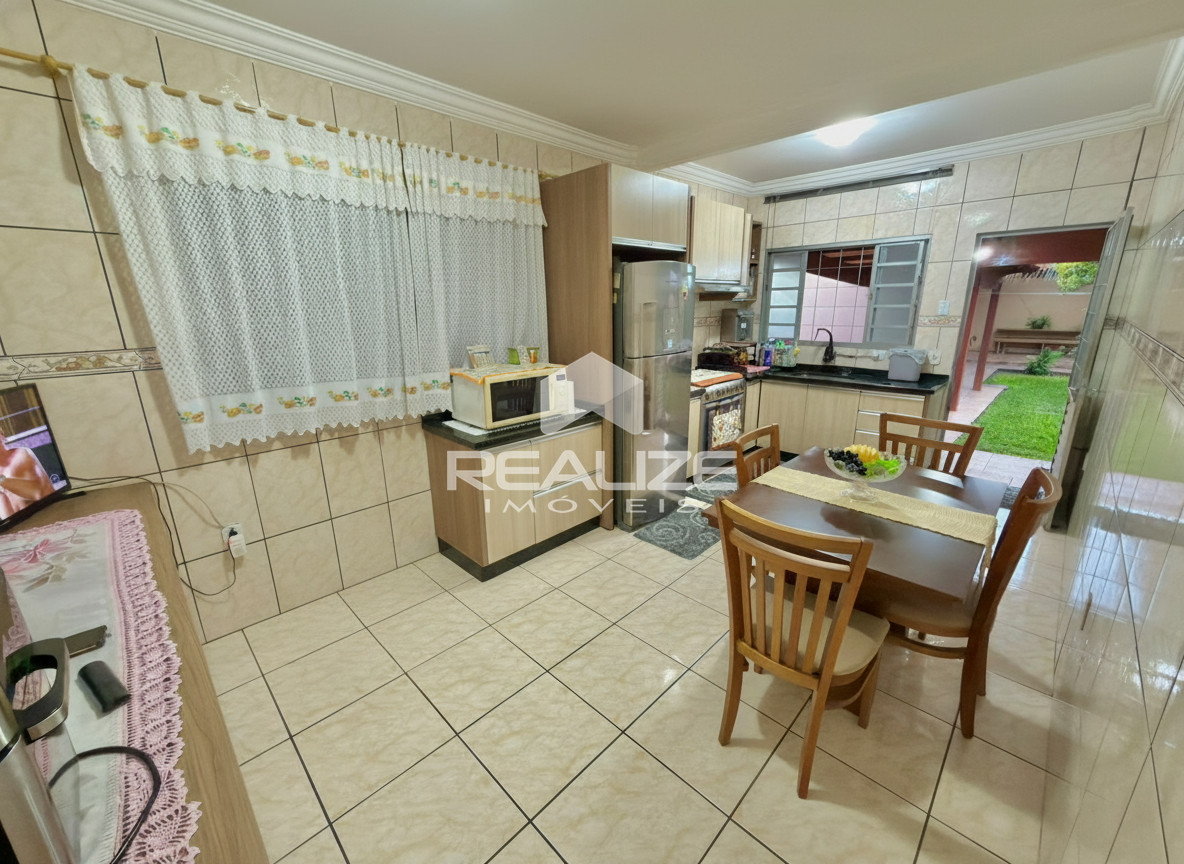 Casa à venda no Jardim Petrópolis com 4 quartos e piscina. 