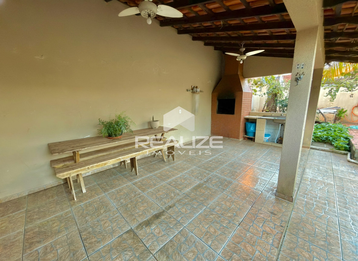 Casa à venda no Jardim Petrópolis com 4 quartos e piscina. 