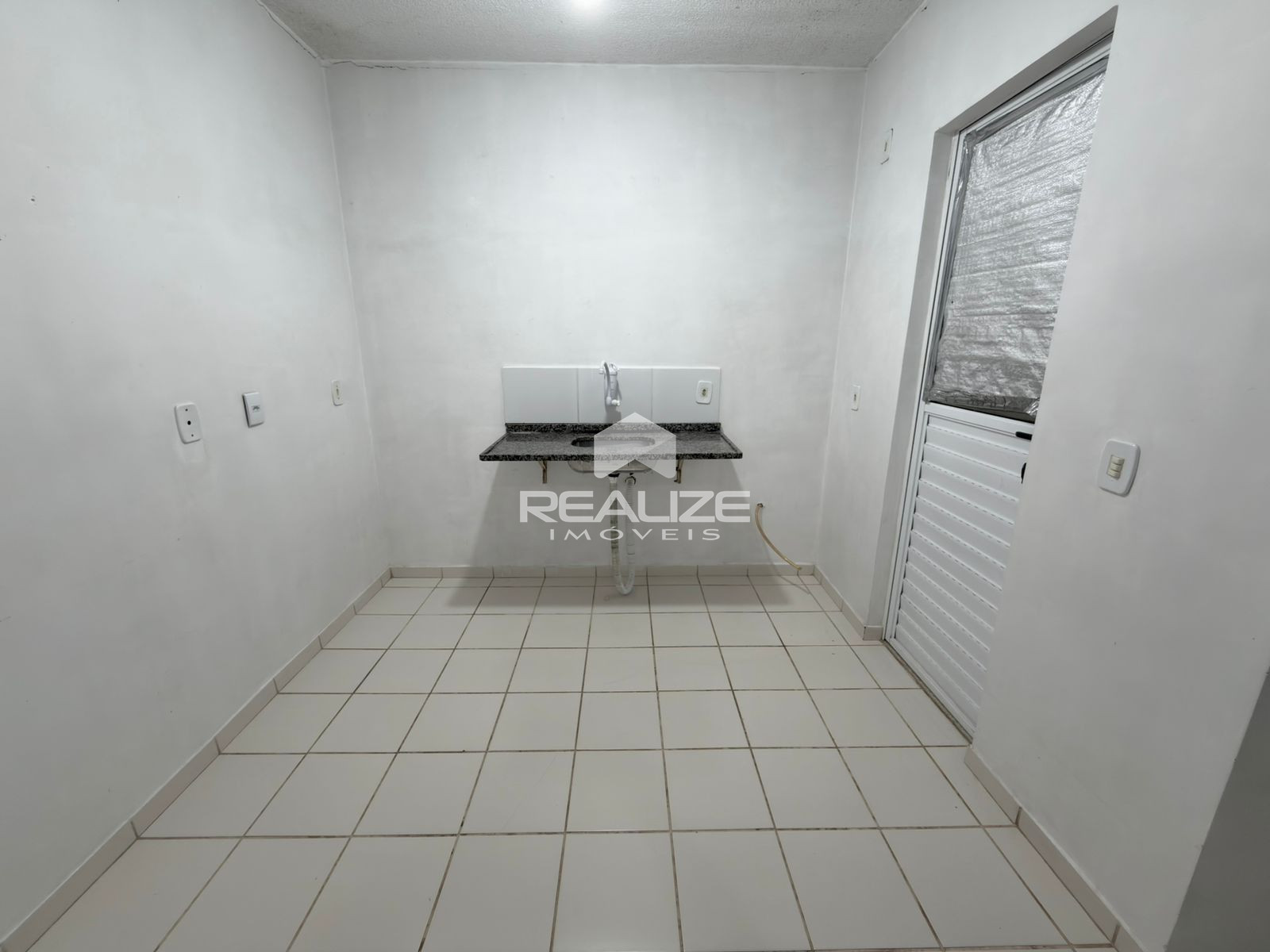 Casa venda no Condomnio Terra Nova com 2 quartos.