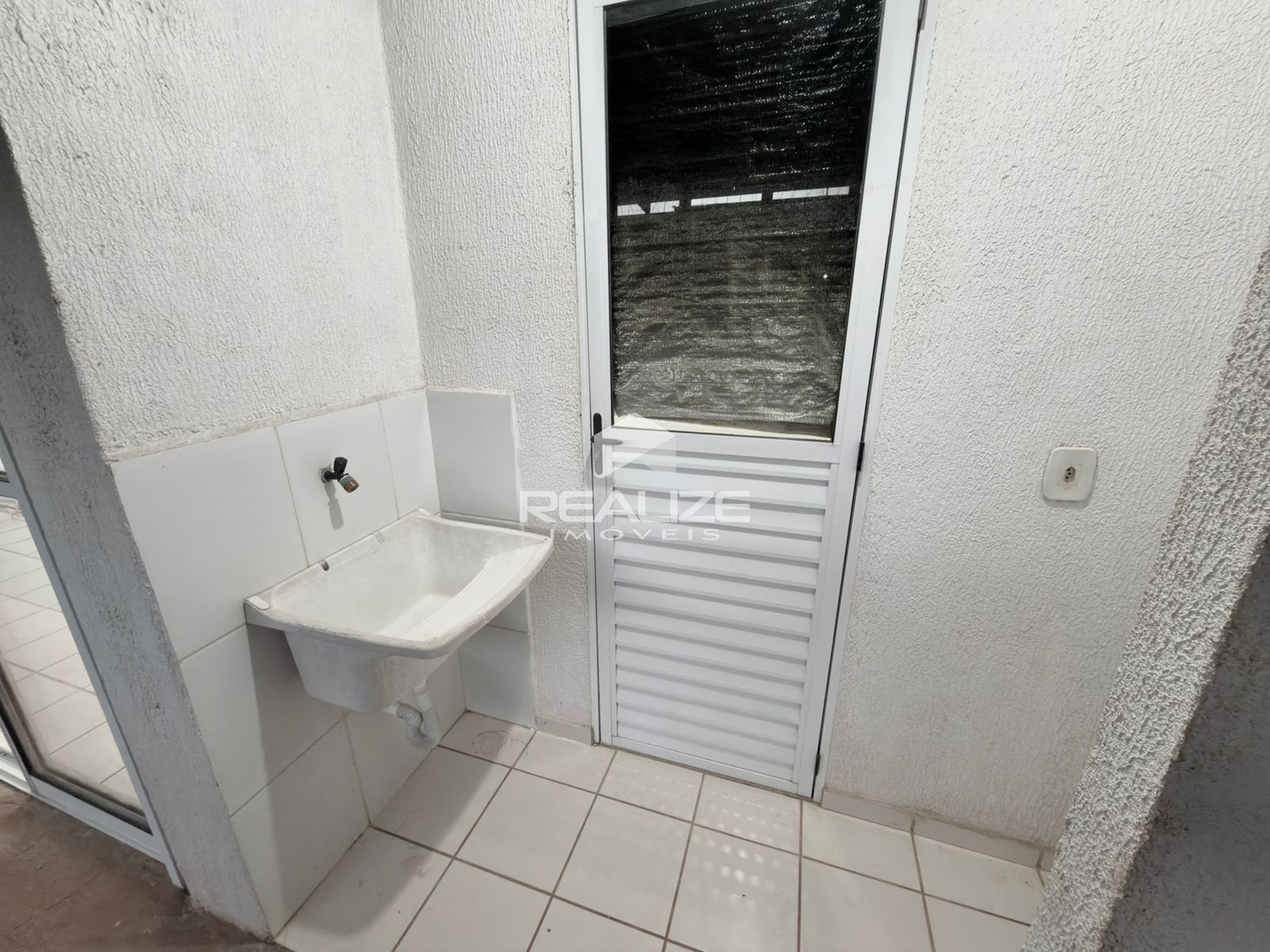 Casa venda no Condomnio Terra Nova com 2 quartos.