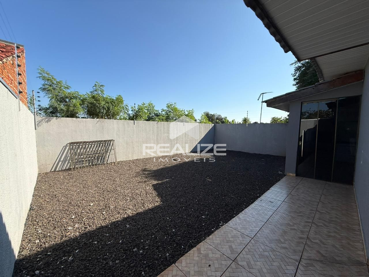 Casa à venda Jardim Rosi Magalhães com 2 quartos. 