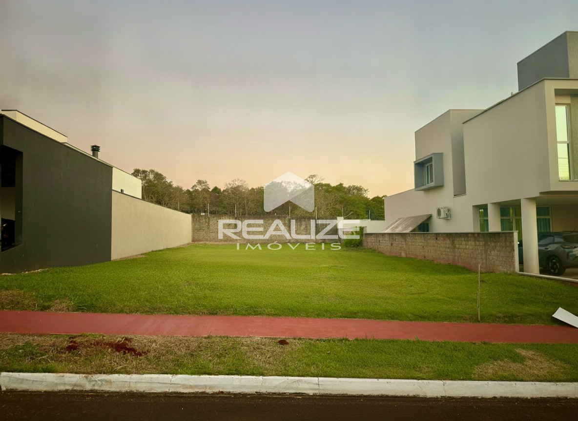 Terreno à venda no Condomínio Solar das Palmeiras