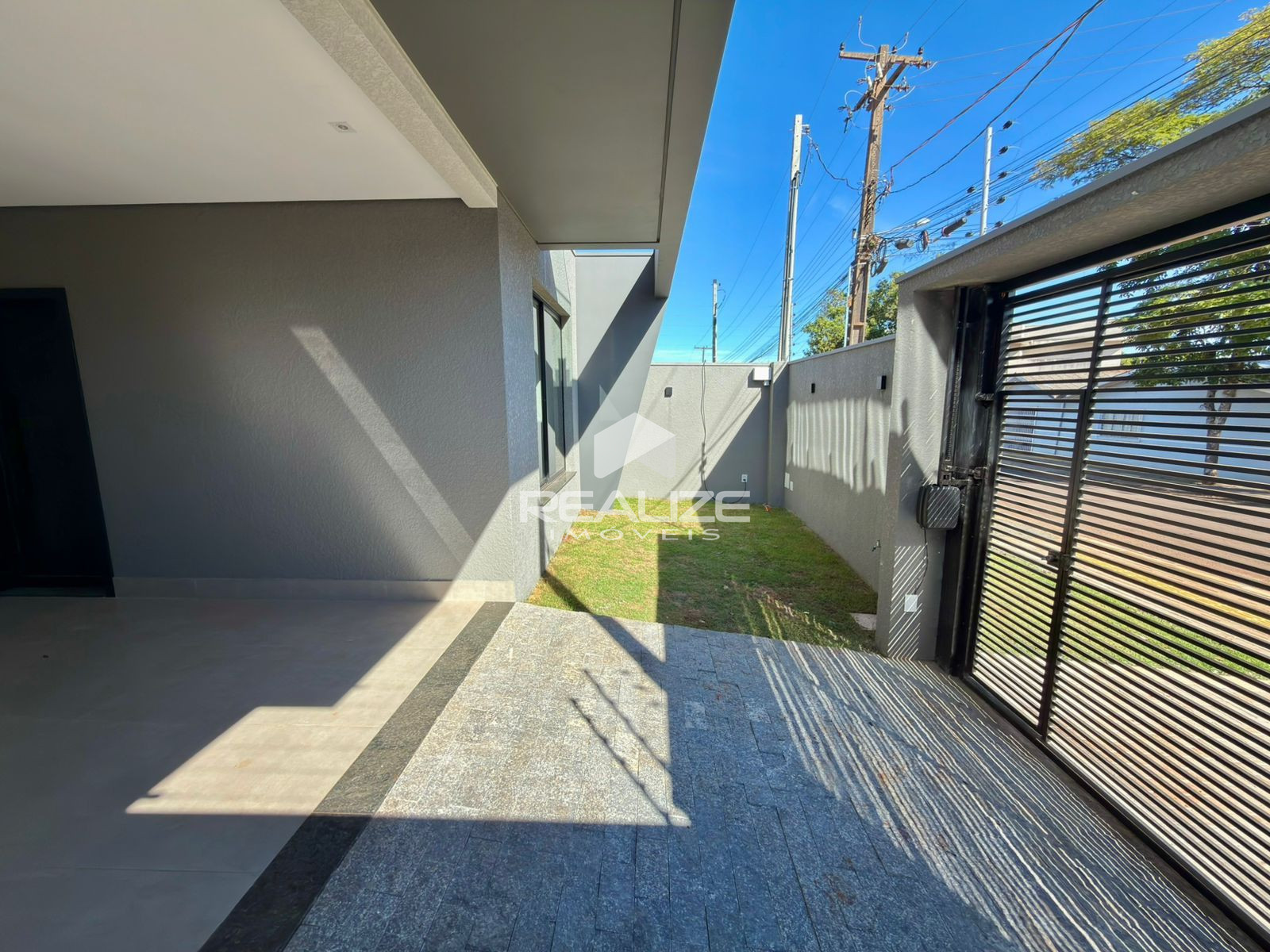 Sobrado à venda no Parque Presidente com 3 quartos