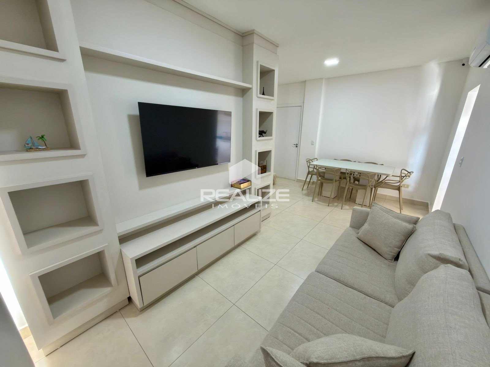 Apartamento à venda no Islamorada Residence Club com 2 Quartos.
