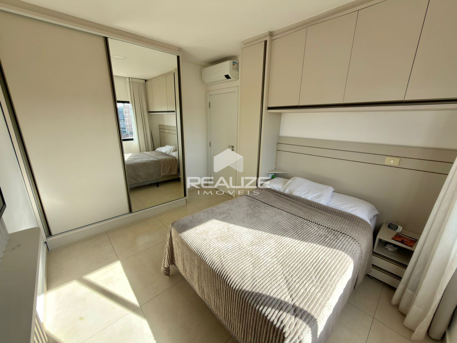 Apartamento à venda no Islamorada Residence Club com 2 Quartos.