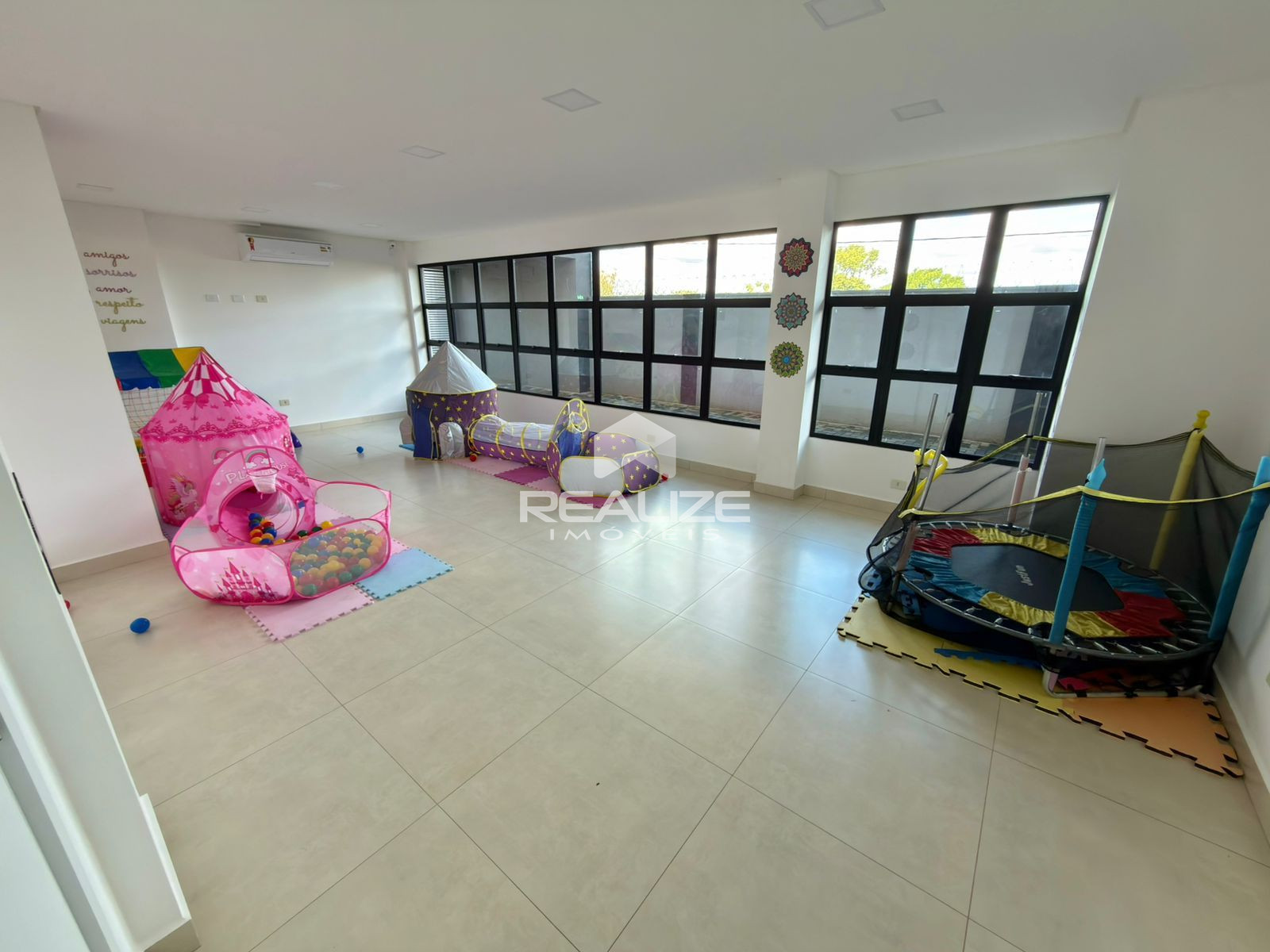 Apartamento à venda no Islamorada Residence Club com 2 Quartos.