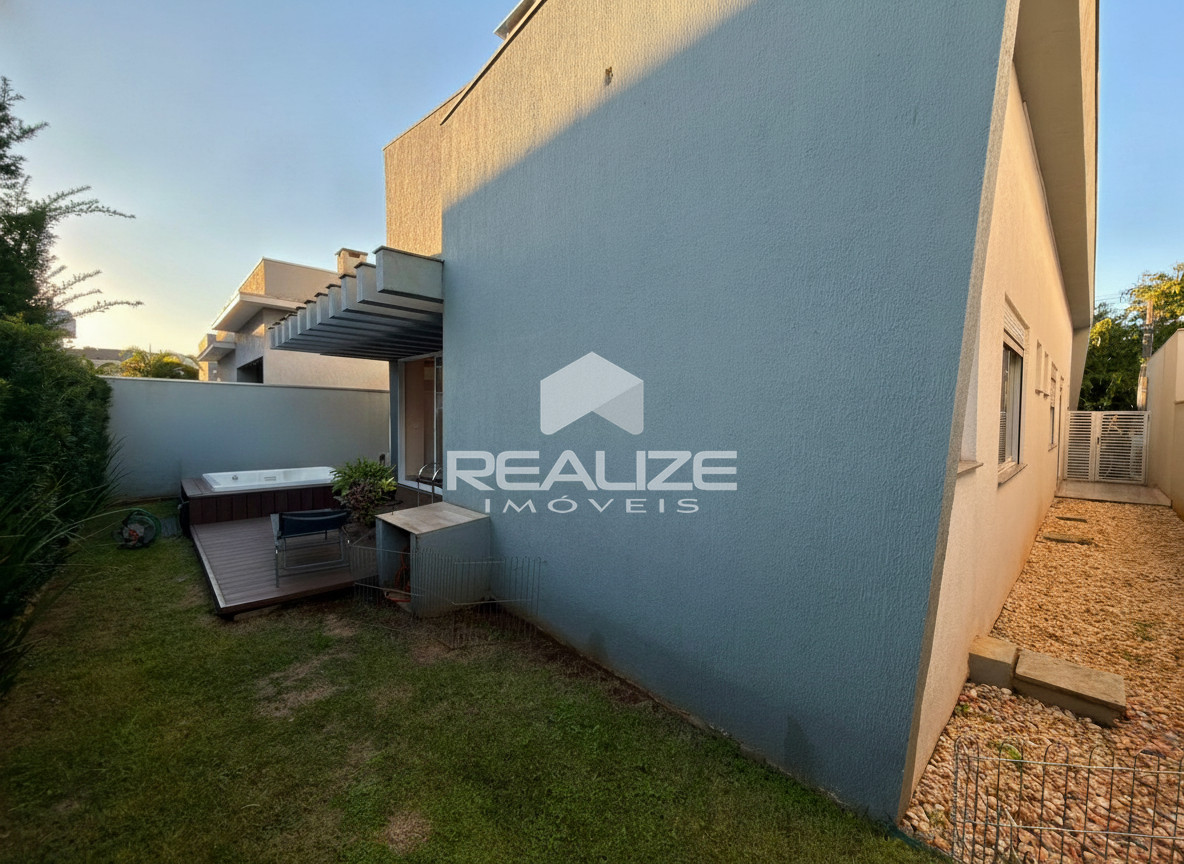 Casa à venda no Condomínio Terras Alpha 2 Foz do Iguaçu com 3 suítes.