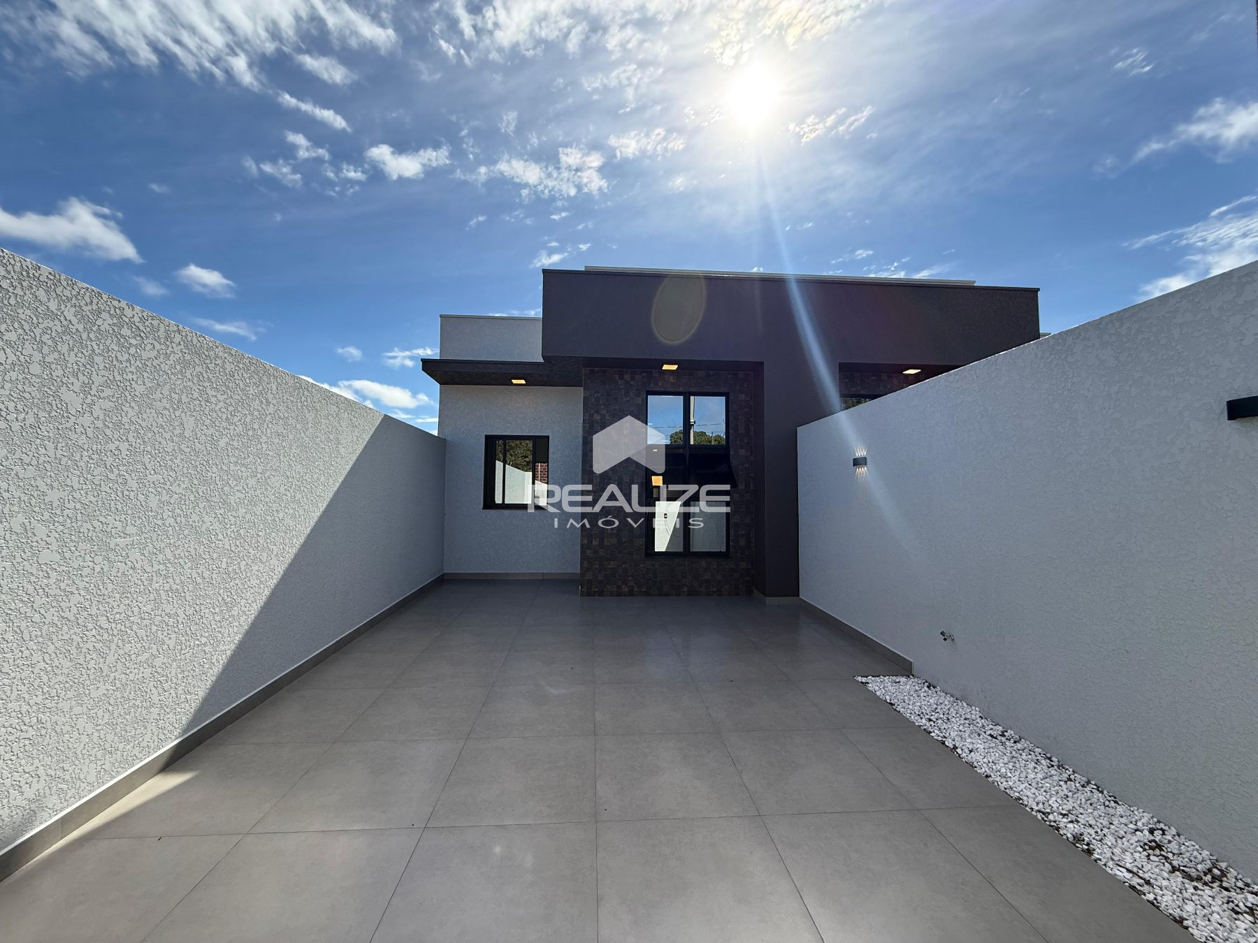Casa à venda no Jardim Dona Brida com 2 Quartos 