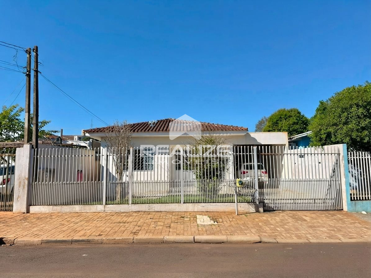 Casa à venda no Jardim Curitibano com 2 quartos