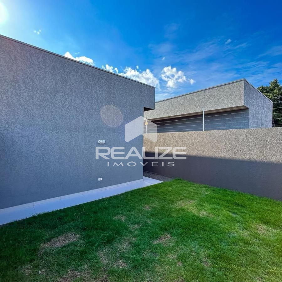 Casa à venda no Jardim Curitiba com 2 quartos (1 suíte)