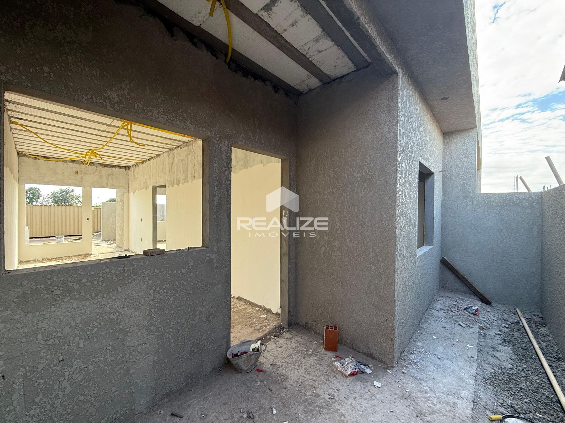 Casa venda no Parque da Lagoa com 2 quartos (1 sute).