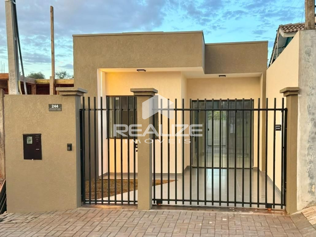 Casa à venda no Jardim Marcely com 2 quartos.