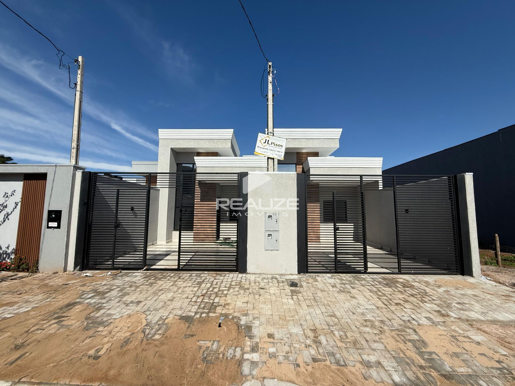 Casa à venda no Vila Maria com 2 quartos (1 suíte).