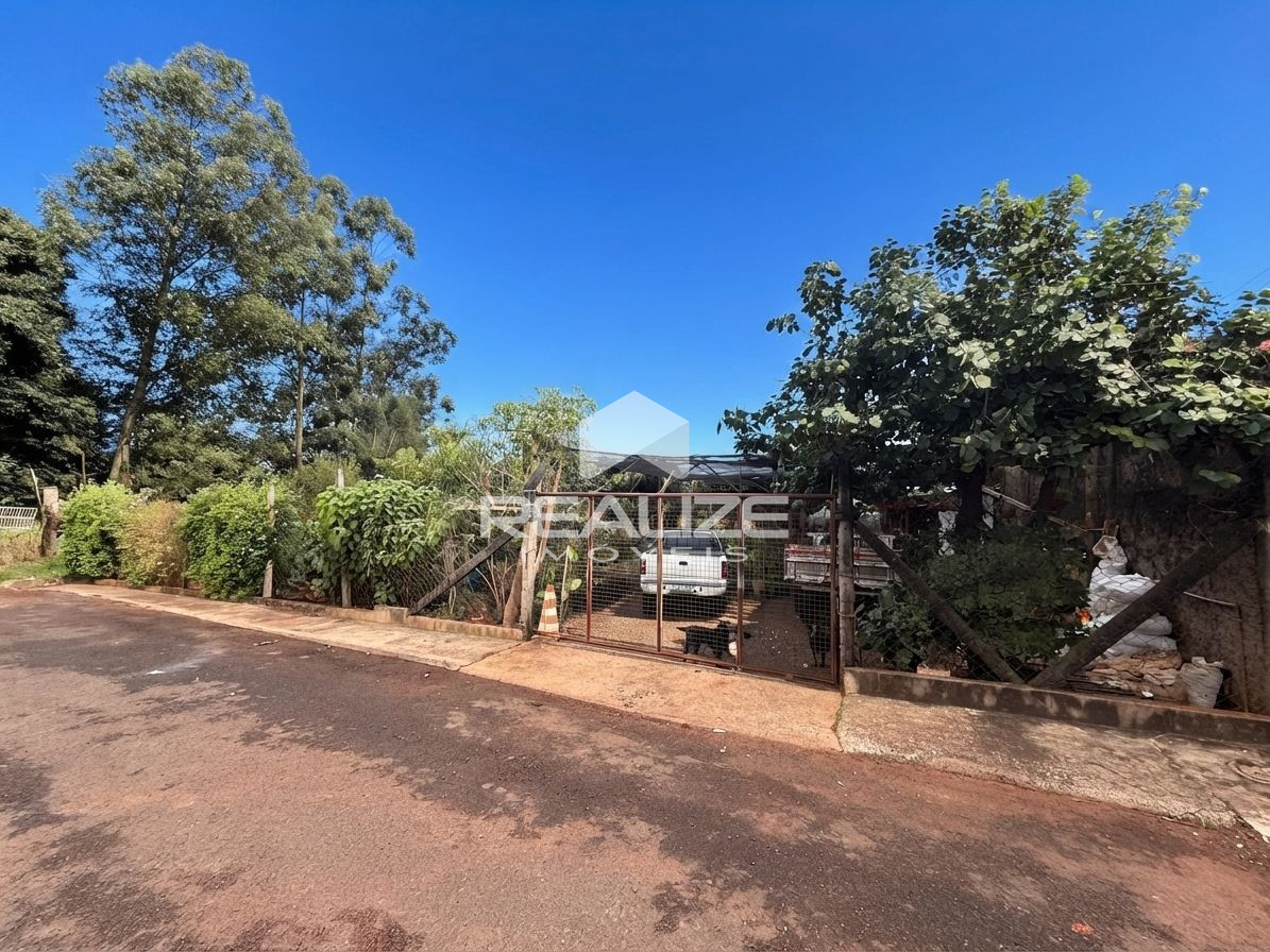 Terreno à venda no Jardim Duarte, com 706,61m². 