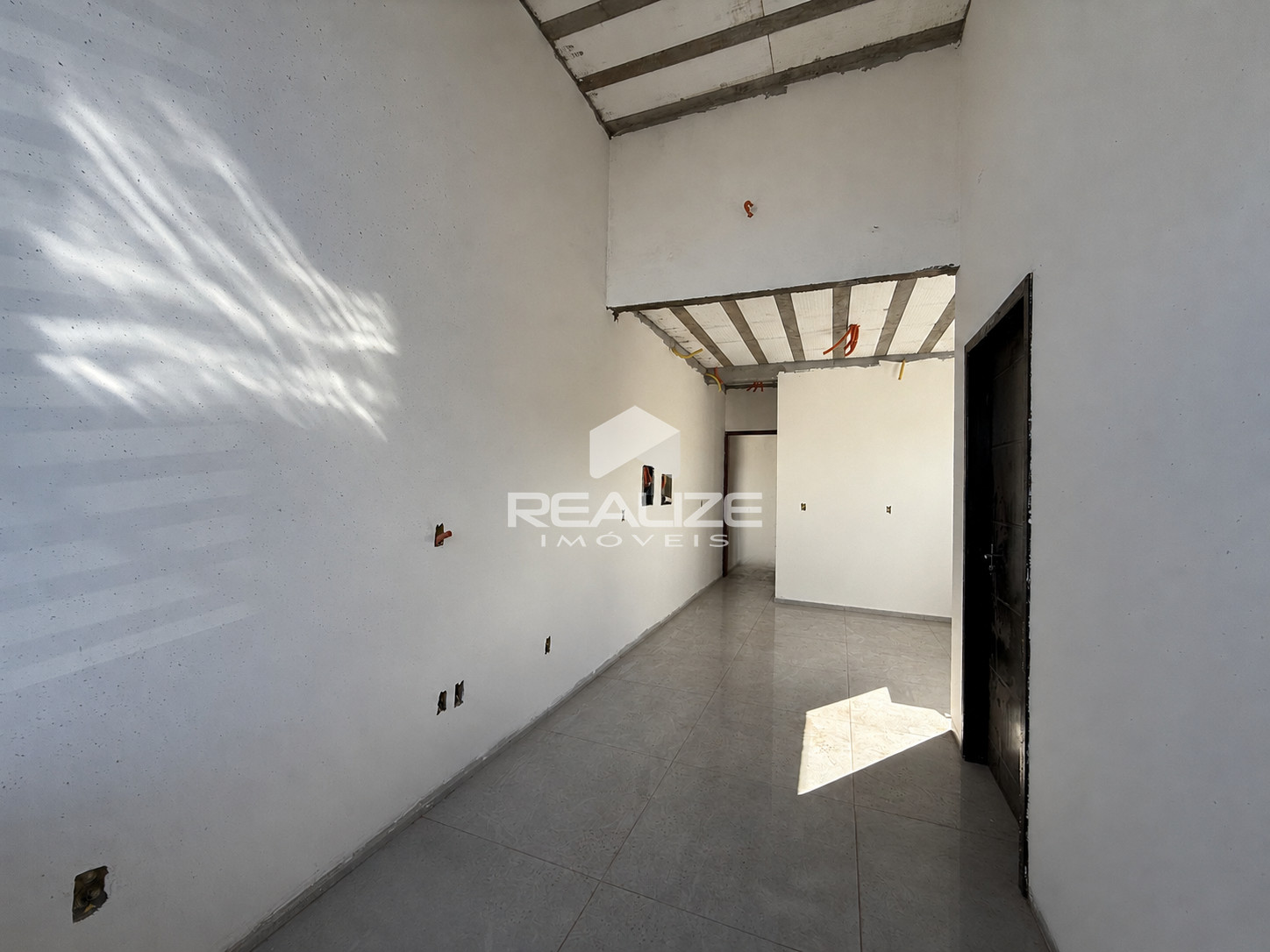 Casa à venda no Dom Miguel Osman com 2 quartos (1 Suite).