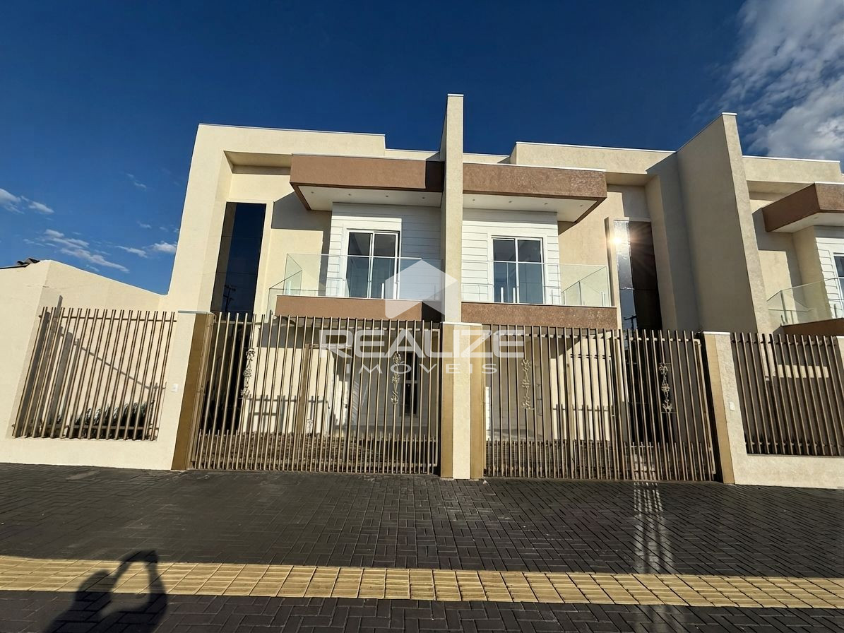 Sobrado à venda no Jardim Panorama com 3 quartos