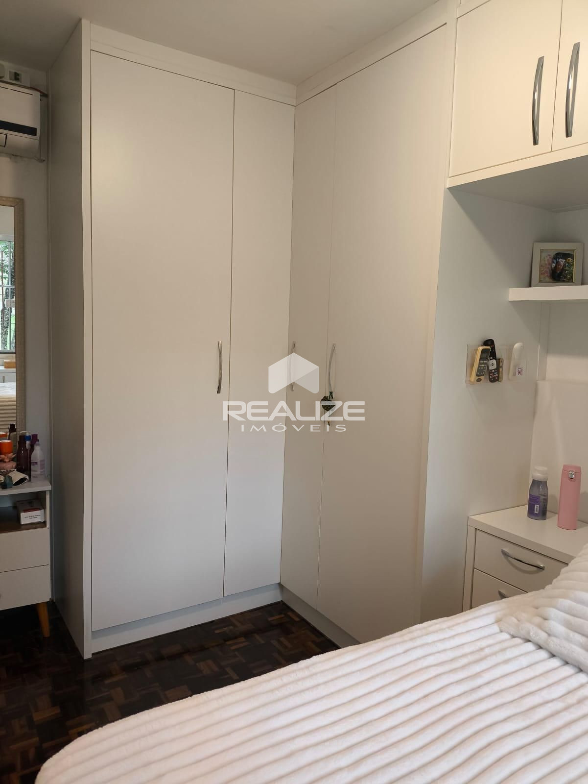 Apartamento à venda no Residencial Abaeté com 2 Quartos.