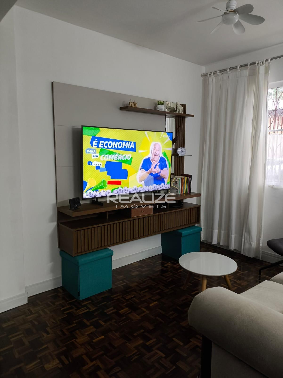 Apartamento à venda no Residencial Abaeté com 2 Quartos.