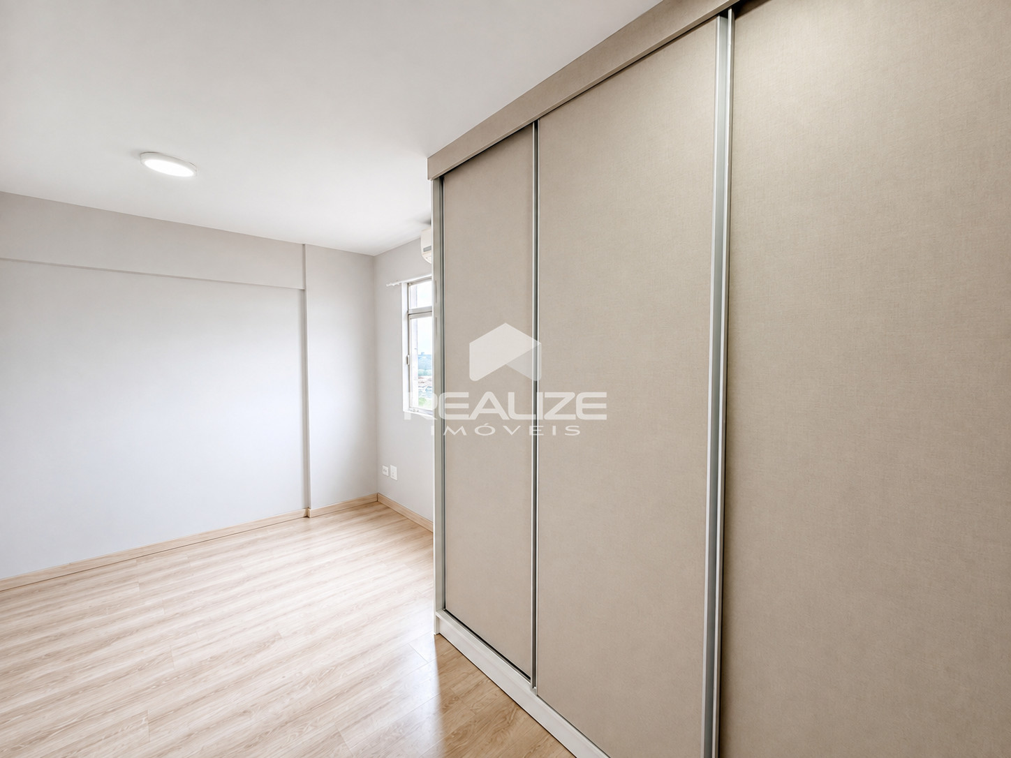 Apartamento à venda no Edifício Cheverny com 1 Quarto 