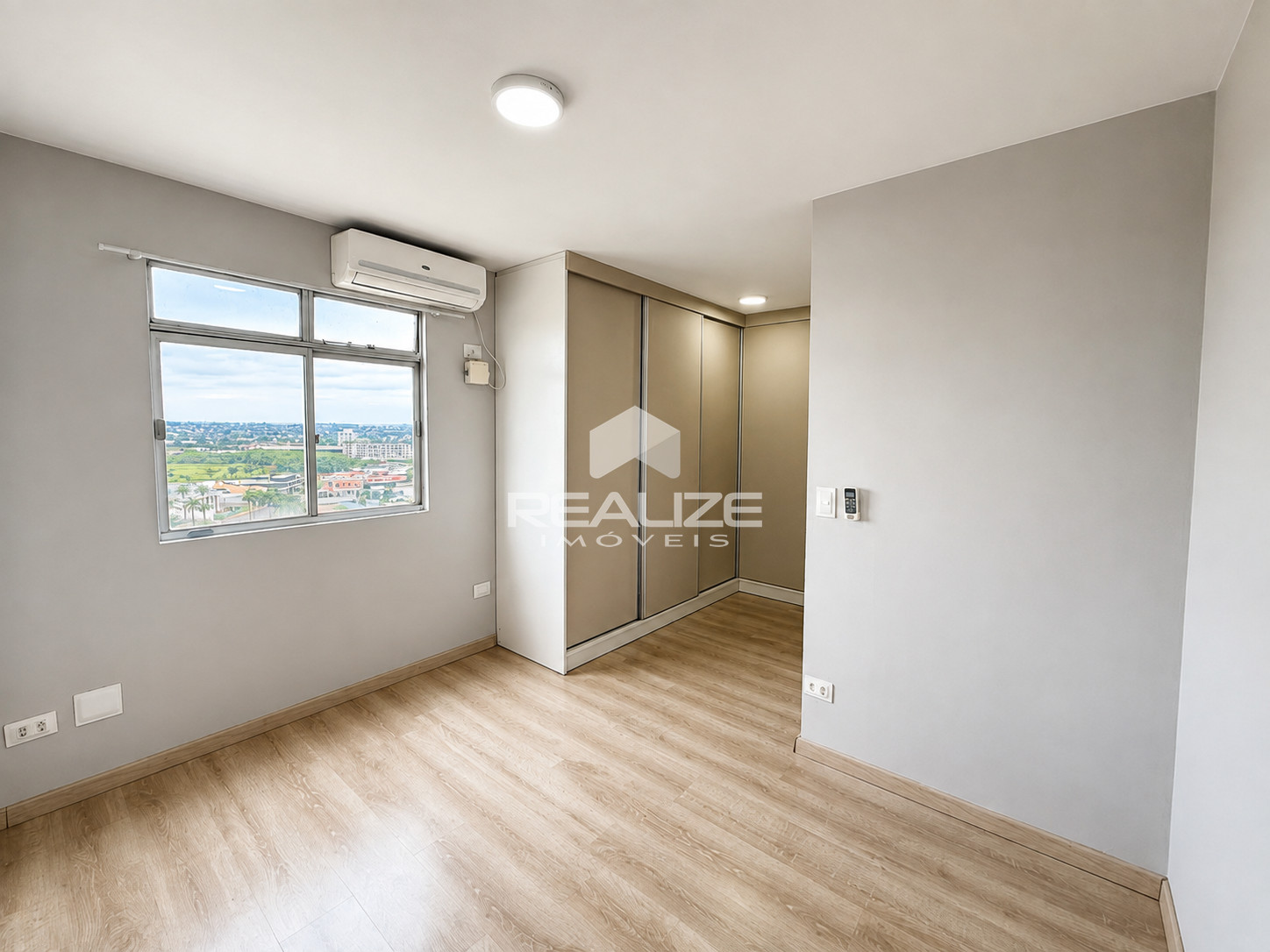 Apartamento à venda no Edifício Cheverny com 1 Quarto 