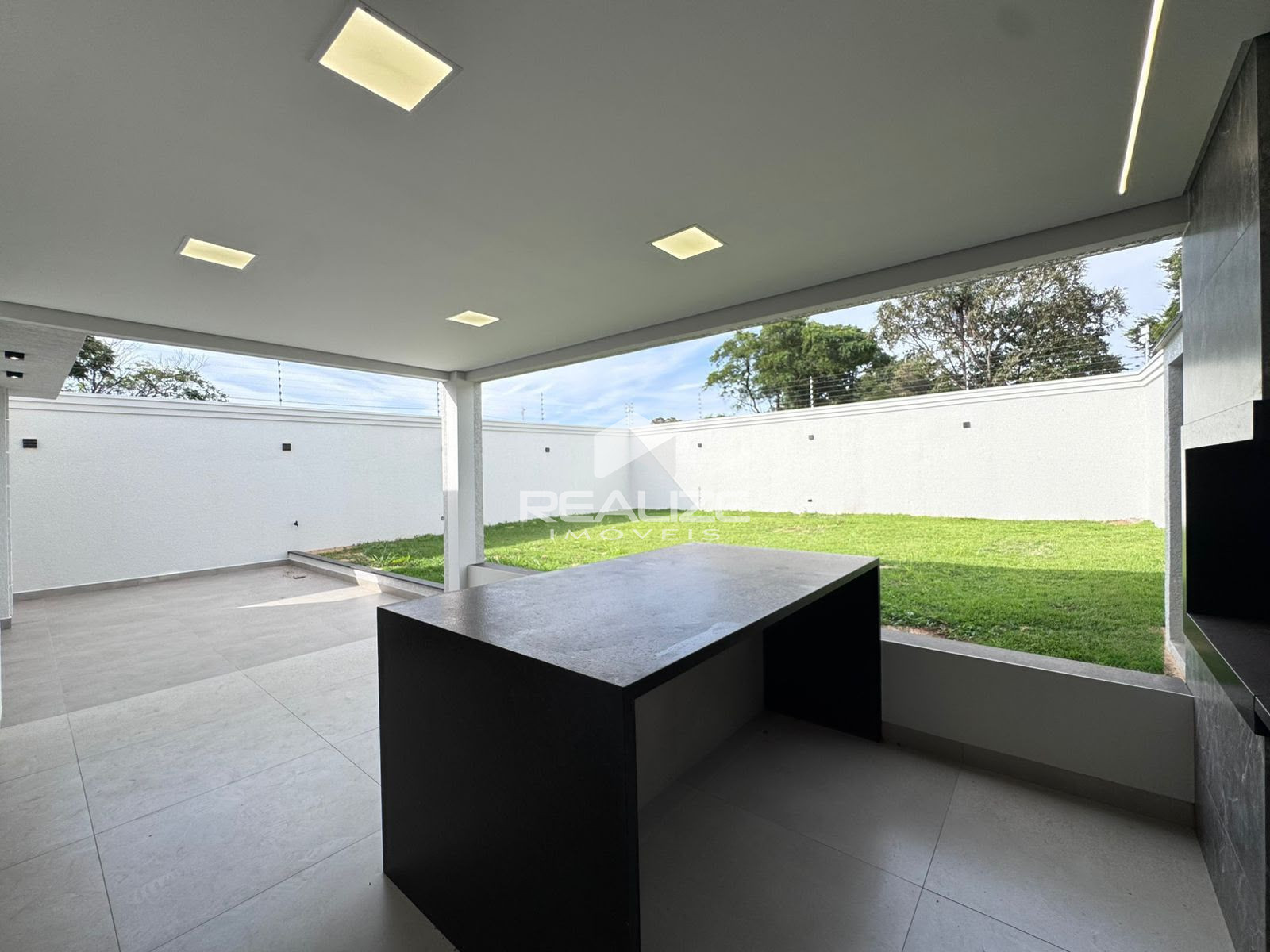 Casa venda no Jardim Panorama com 3 quartos (2 Sutes) .