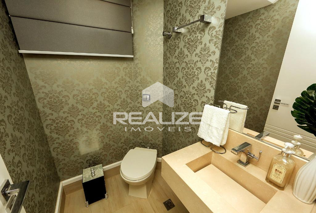 Apartamento à venda no Edifício Maison Royale 4 Quartos (3 Suítes).