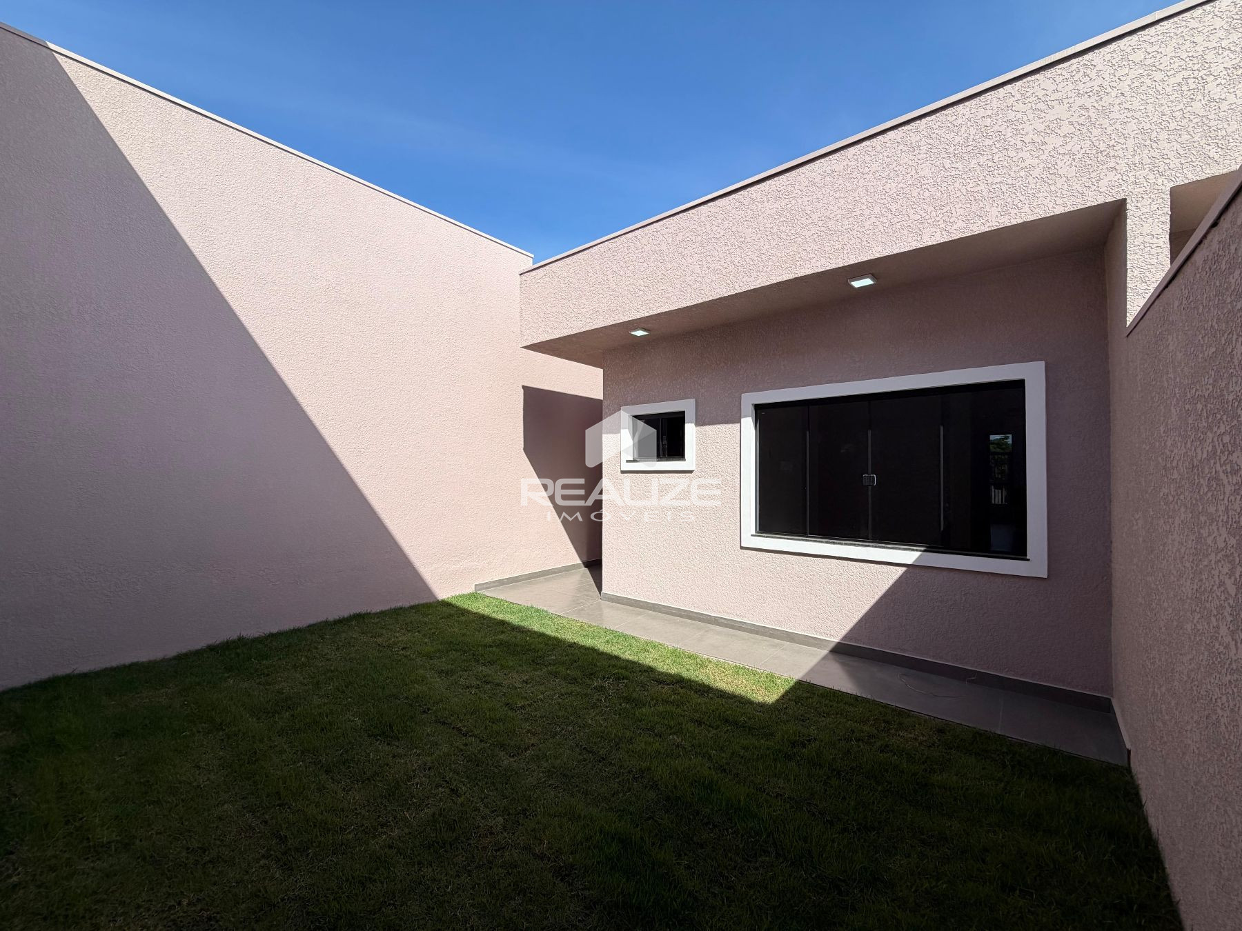 Casa venda no Jardim das Oliveiras com 2 quartos