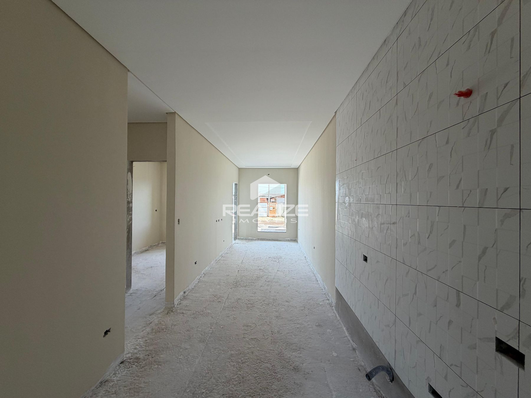 Casa venda no Jardim das Oliveiras com 2 quartos (1 Suite).