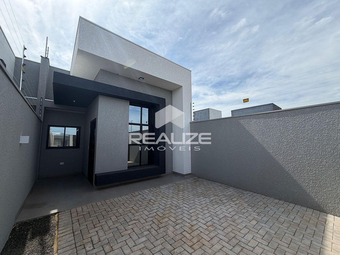 Casa à venda no Jardim Santiago com 2 Quartos (1 suíte).