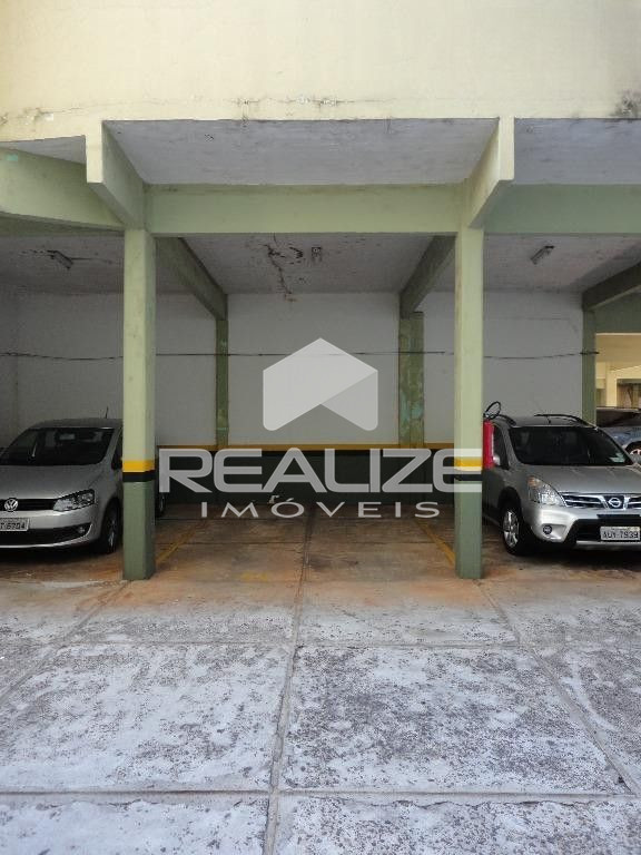 Apartamento à venda no Edifício Prof. Bernardo Litzinger com 3 Quartos (1 Suíte)