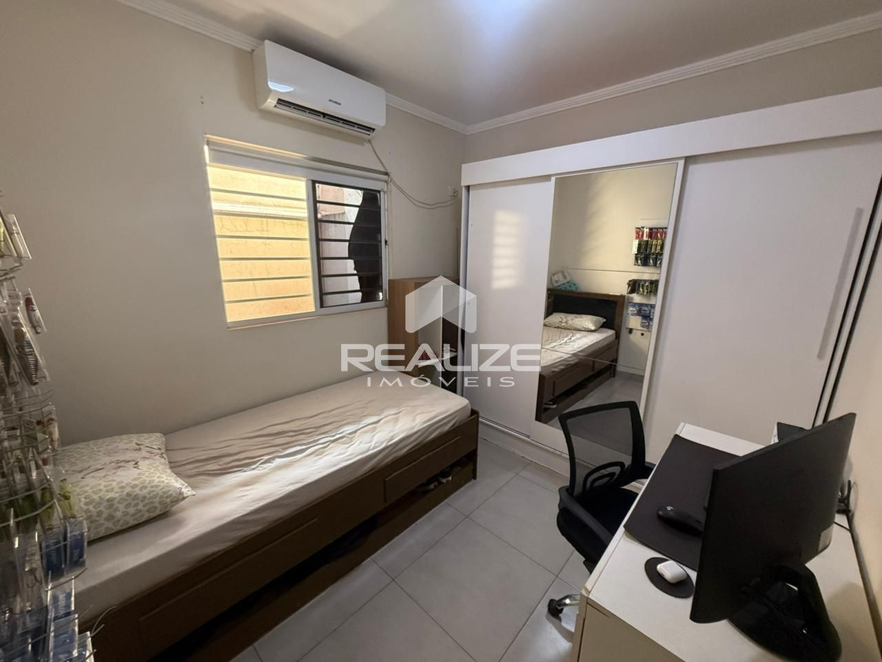 Casa à venda no Condomínio Residencial Nova Esperança com 2 quartos.