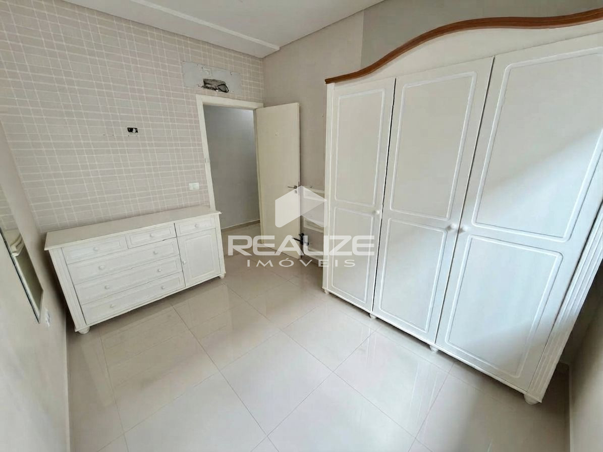 Casa à venda no Jardim Ana Cristina com 3 Quartos 