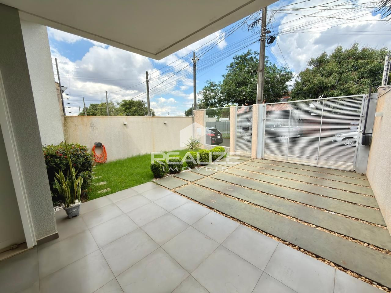 Casa à venda no Jardim Ana Cristina com 3 Quartos 