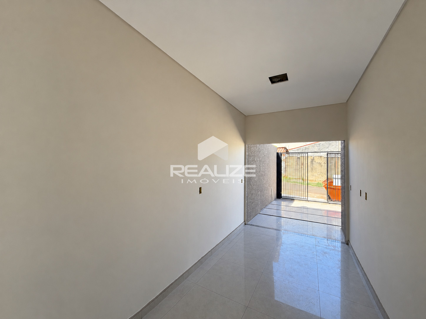 Casa à venda no Jardim Petrópolis com 2 quartos (1 suíte).