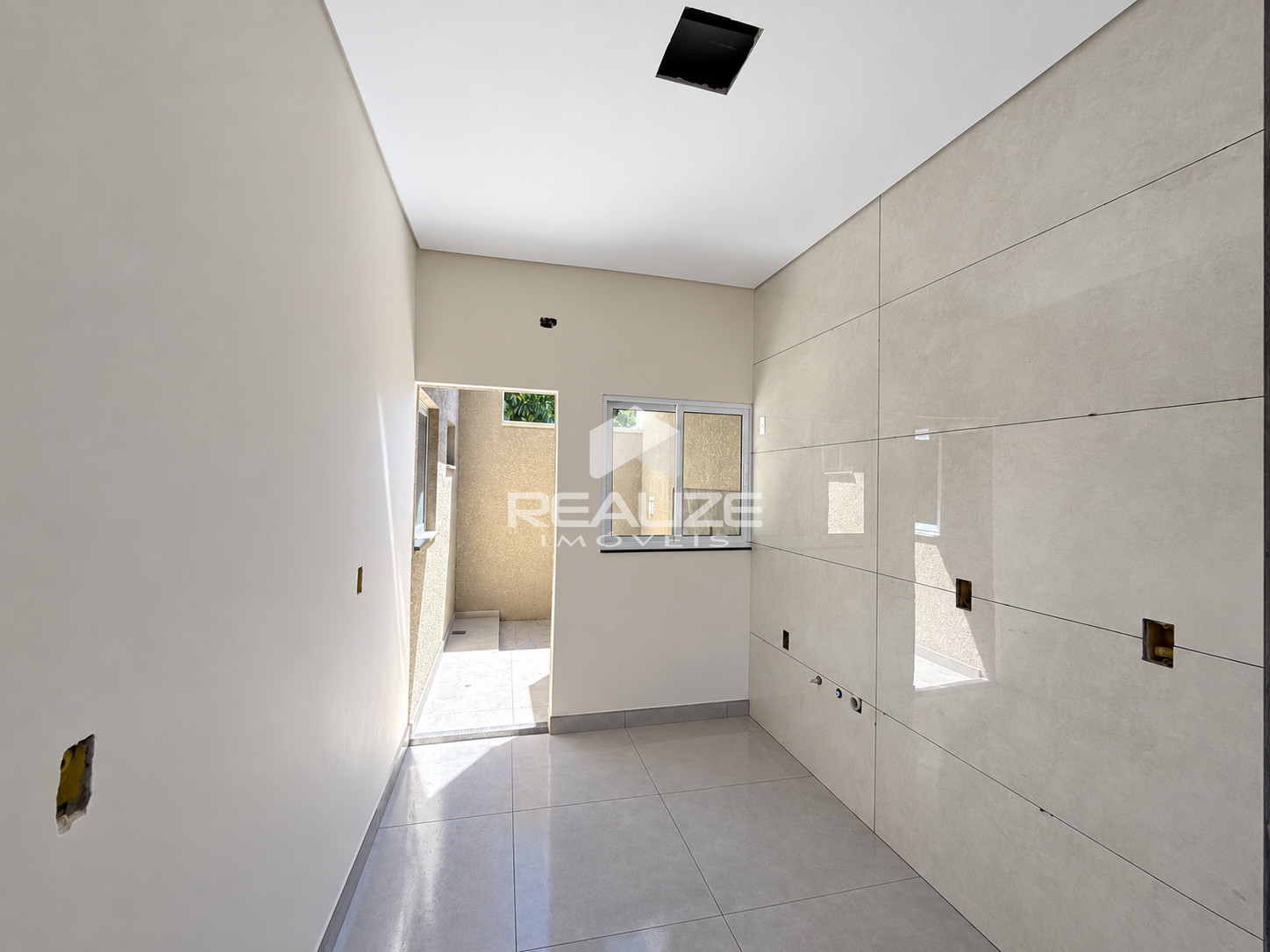 Casa à venda no Jardim Petrópolis com 2 quartos (1 suíte).
