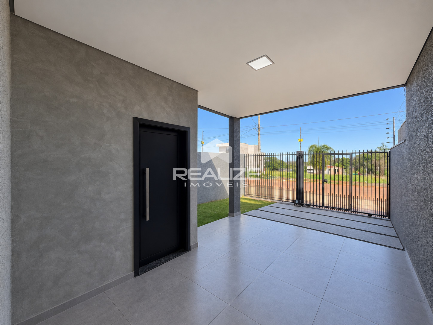 Casa à venda no Jardim Curitiba com 2 quartos (1 suíte)