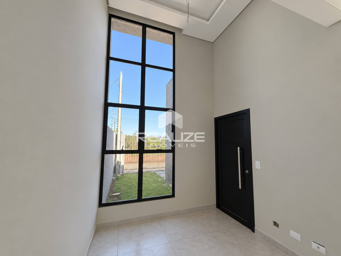 Casa à venda no Jardim Curitiba com 2 quartos (1 suíte)