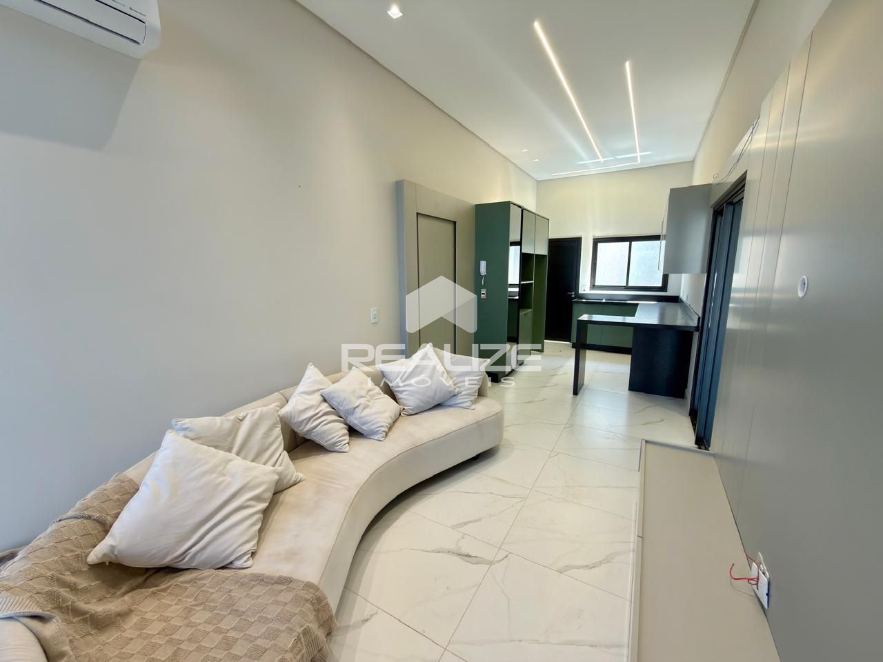 Casa à venda em Condomínio Residencial Fechado com 3 Quartos.