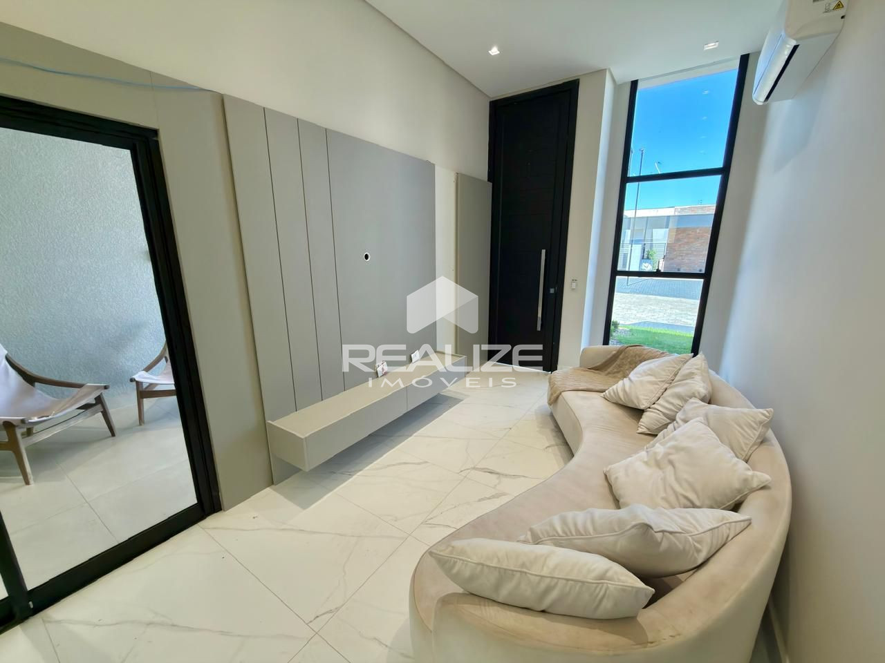 Casa venda em Condomnio Residencial Fechado com 3 Quartos.