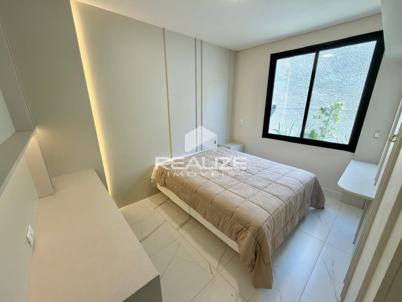 Casa venda em Condomnio Residencial Fechado com 3 Quartos.