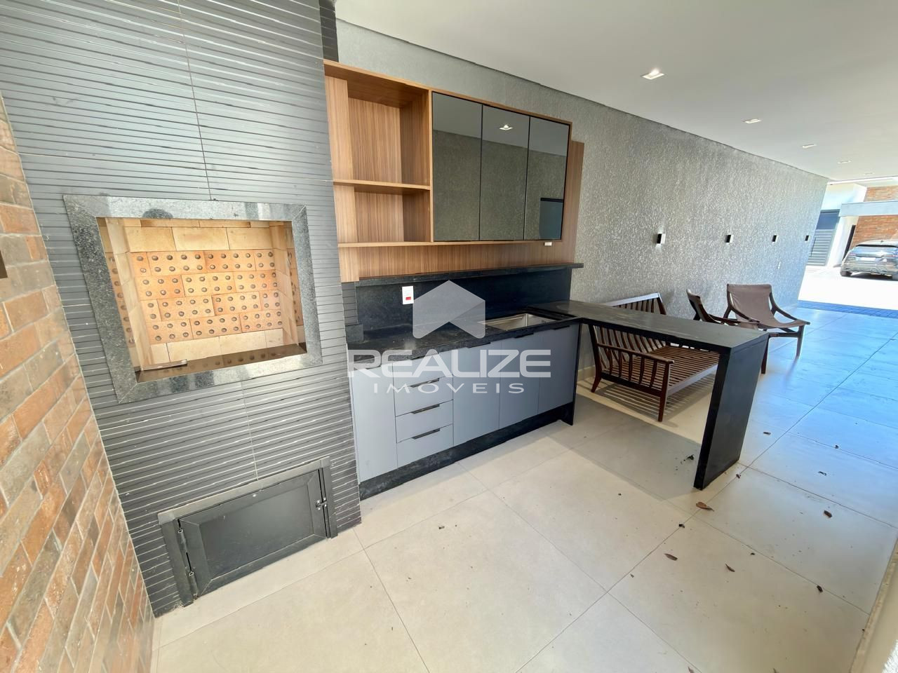Casa venda em Condomnio Residencial Fechado com 3 Quartos.