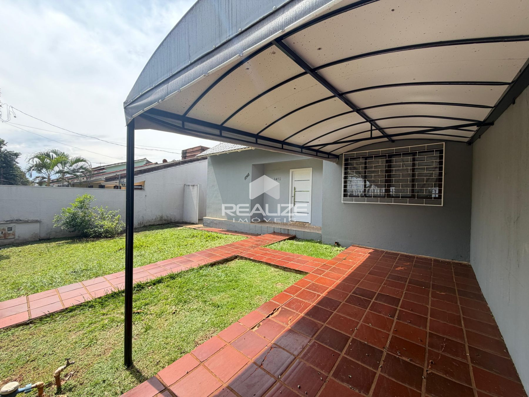 Casa venda no Conjunto Libra com 2 quartos, piscina e rea gourmet.