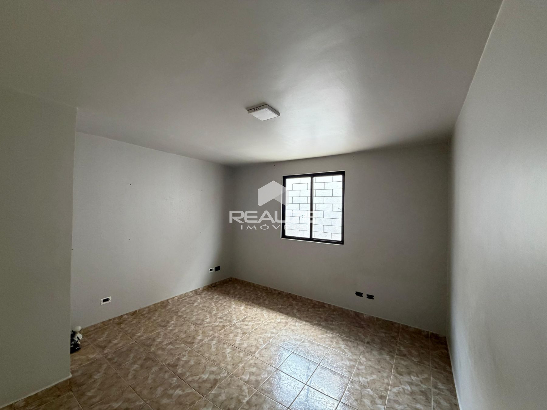 Casa venda no Conjunto Libra com 2 quartos, piscina e rea gourmet.