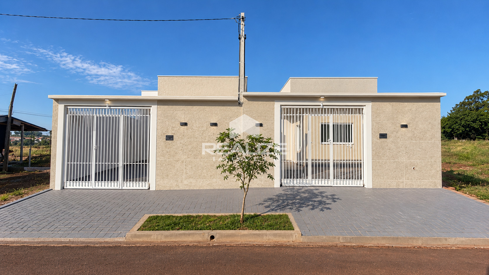 Casa à venda no Jardim Dona Brida com 2 quartos.