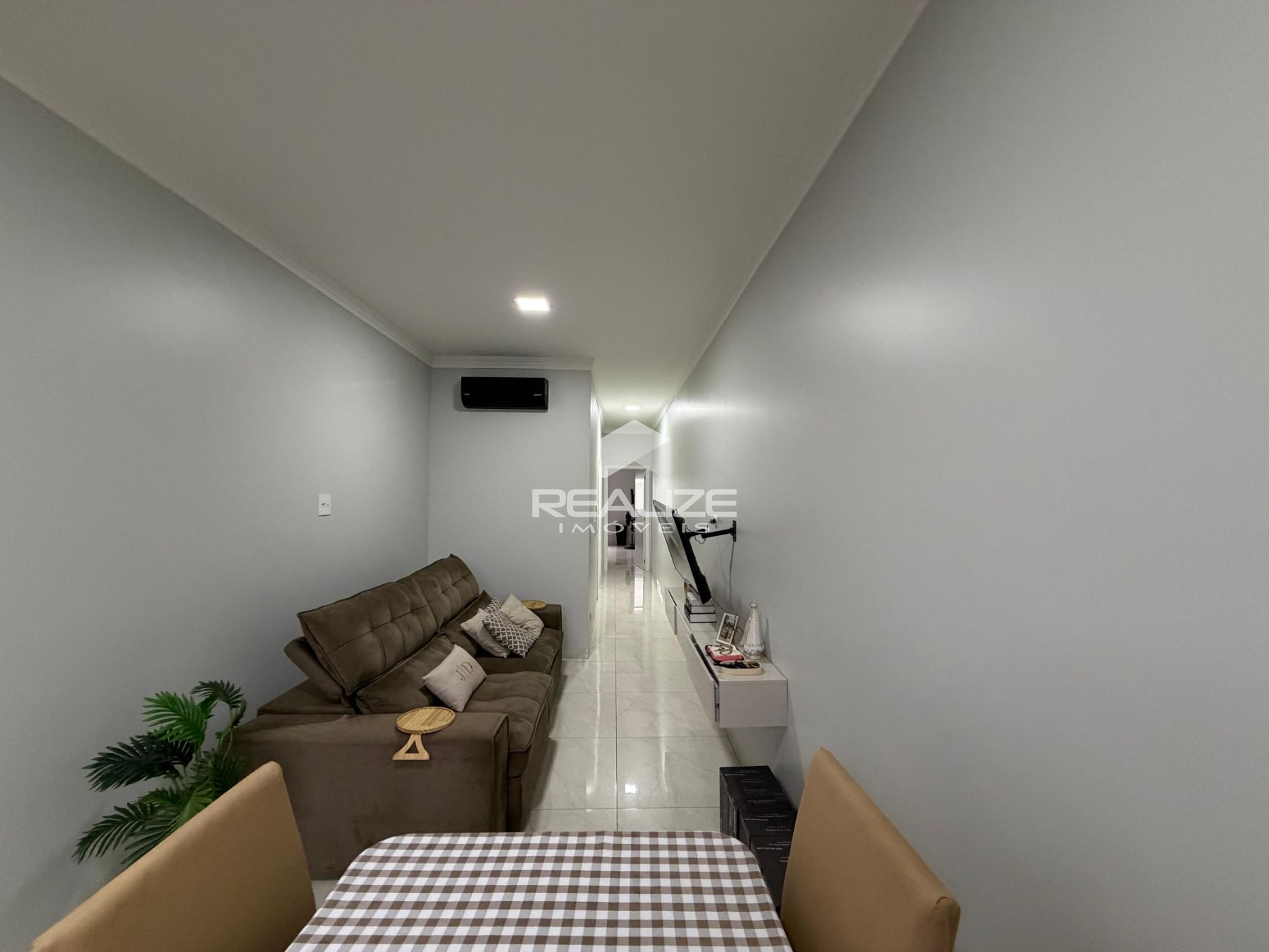 Casa à venda no Jardim Nacional com 2 quartos (1 Suite)